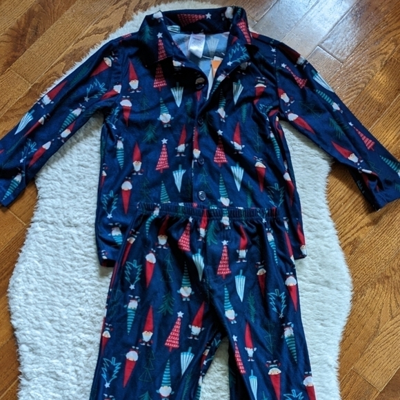Gymboree Christmas holiday winter gnome pajamas 2 piece set NWT 4 - Picture 1 of 6